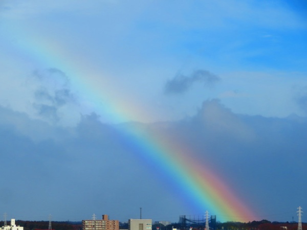 雨雲の動きをチェックすれば、雨上がりに高い確率で虹を見ることができる