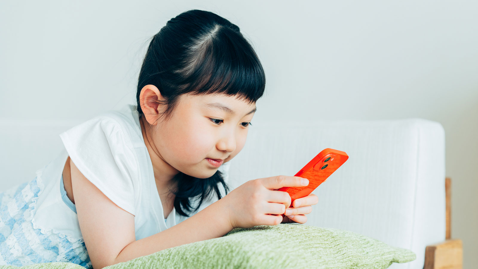 子どもの生成AI利用、保護者の4割以上が慎重　思考力低下を心配する声