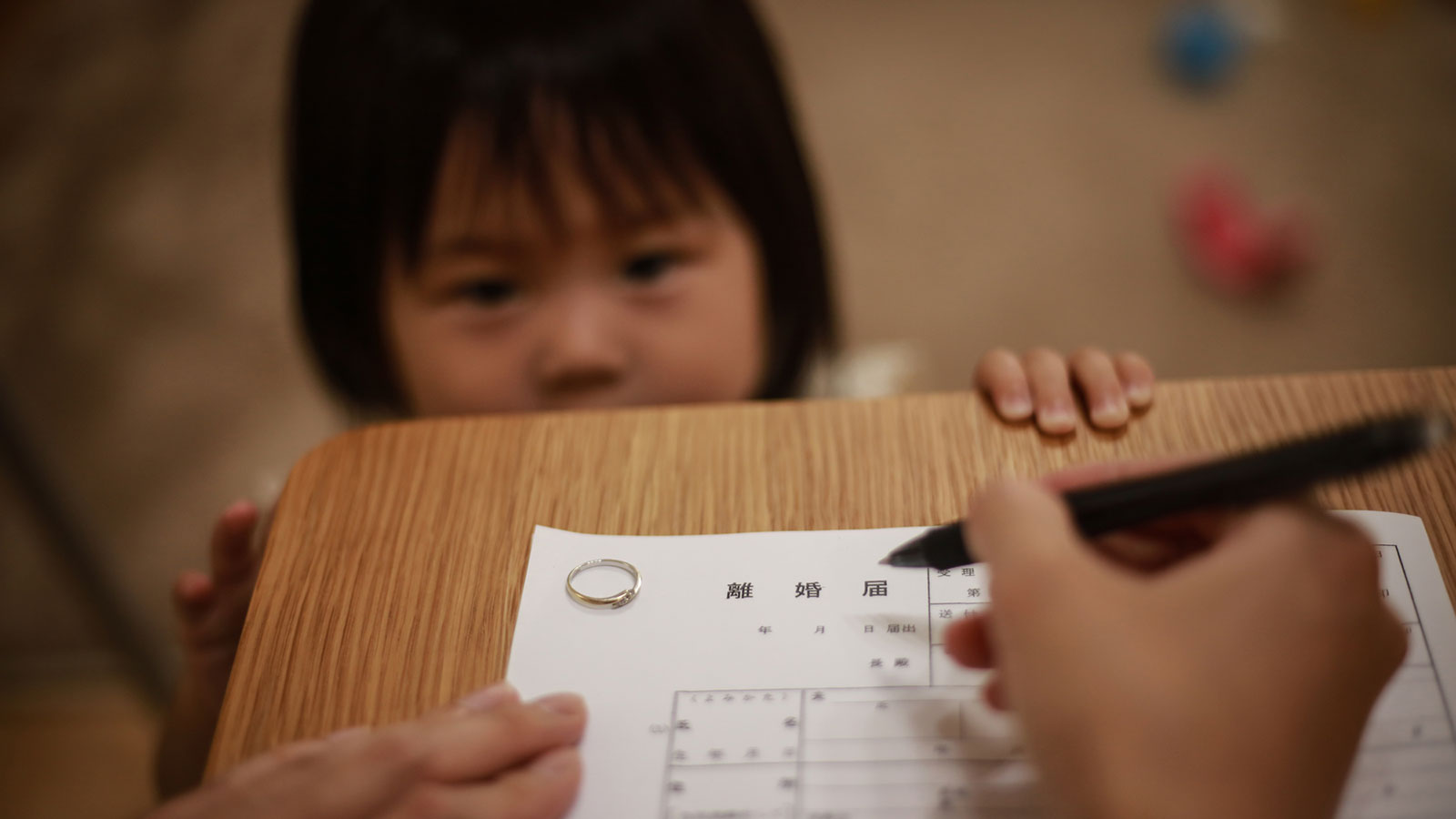 離婚をしぶる夫と対立せずに話し合うには？　共同養育を実現させるまで