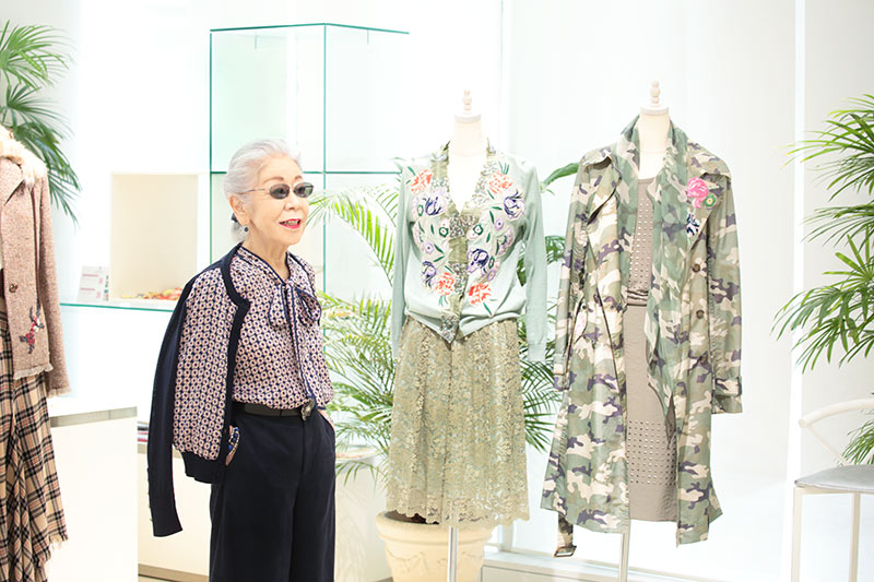 デザイナー活動60年、120回のコレクション 「ユキ・トリイ」鳥居