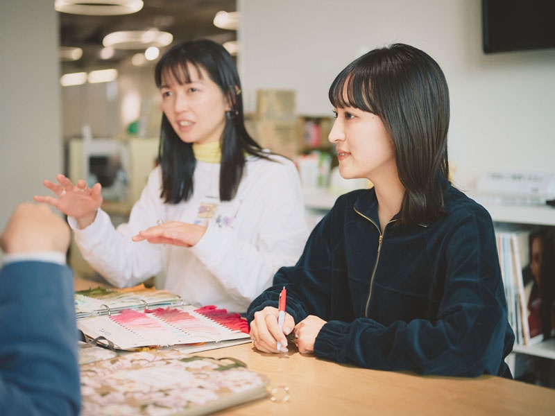 上野千鶴子ブーム続く中国…もがく女性たちが上野本を読む3つの理由:日経xwoman