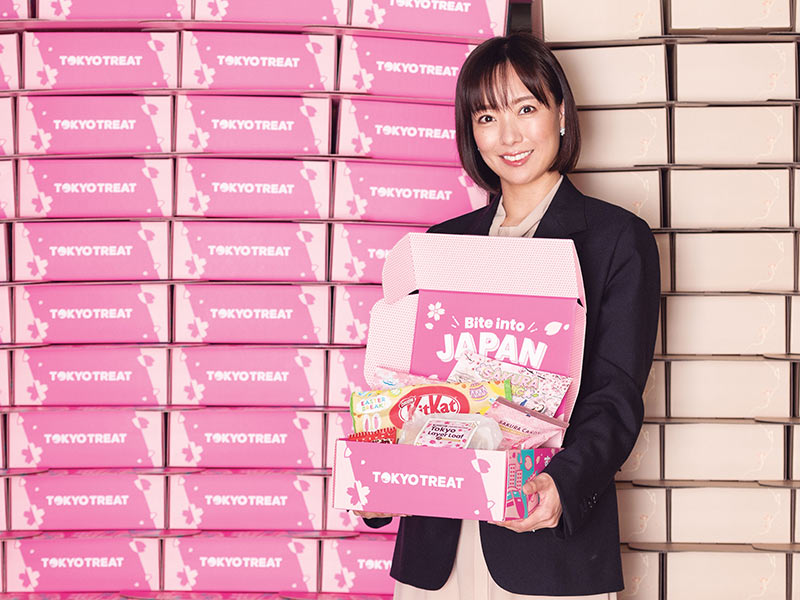 お菓子☆まとめ売り！！！あゆか！ 浜崎あゆみ×博多の老舗菓子舗「二鶴堂」コラボお菓子の販売決定
