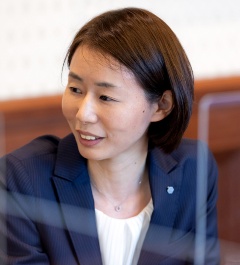 平井 素子さん