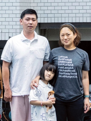 栗原 友(くりはら・とも)さん料理家1975 年東京都生まれ。2005 年より料理家として活動。現在は株式会社クリトモ代表取締役として、鮮魚卸売業、鮮魚販売店、飲食店「クリトモ式混ぜ麺」「クリトモ式ツナマヨ混ぜカレー」を経営。夫と娘の3人家族。