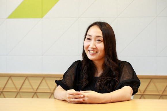「教えることで自らも成長できるのが、この仕事の醍醐味です」と話す高松さん