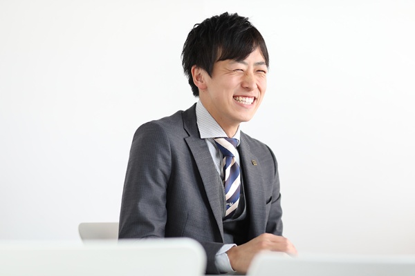 「『吉田さんのおかげでいい人が採用できた』『希望の仕事ができる会社から内定を取れたのは吉田さんのおかげ』、と企業と学生の双方から感謝されるのが本当にうれしい」