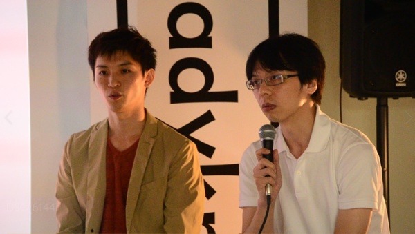 3児のパパ看護師・てるりんさん（左）、男性の育休取得を推進するブログ「育休男子.jp」を運営する、2児のパパ高橋俊晃さん（右）