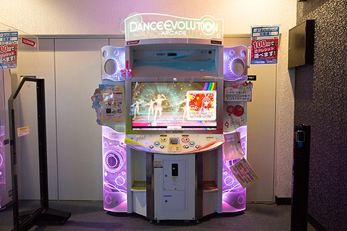 「DanceEvolution ARCADE」 (C) Konami Amusement