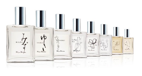 日本の四季や自然からインスピレーションを受けて生まれた「miyashinma」の香水。香りだけでなく、ボトルデザインや原料でも「日本」にこだわっている。日本では伊勢丹オンラインストアなどで販売。ミヤシンマ パルファン 全9種 55ml 各￥18,000／フォルテ 0422-22-7331