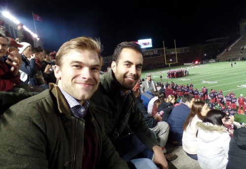 ハーバードでのアメフト観戦にて。左がドイツ出身のトビアス（23）