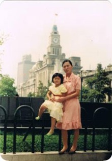 1990年　レイチェルと母