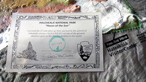 ハレアカラ国立公園のビジターセンターで、もらえる訪問証明書。記念にもらっておきました。銀剣草のイラストが描かれています