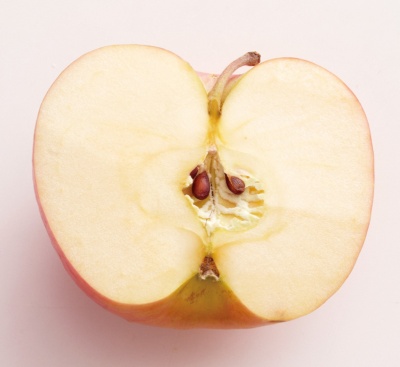 リンゴ1/3～1/6 個で抗糖化作用を発揮！