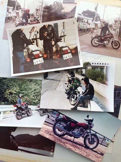 過去に乗っていたバイクのスナップ。妻もライダーの証拠写真あり。一年中ライダースジャケットにジーンズ、ブーツという格好だった