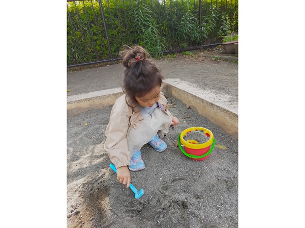 「3歳になった娘は、今砂遊びに夢中です」（Tさん）