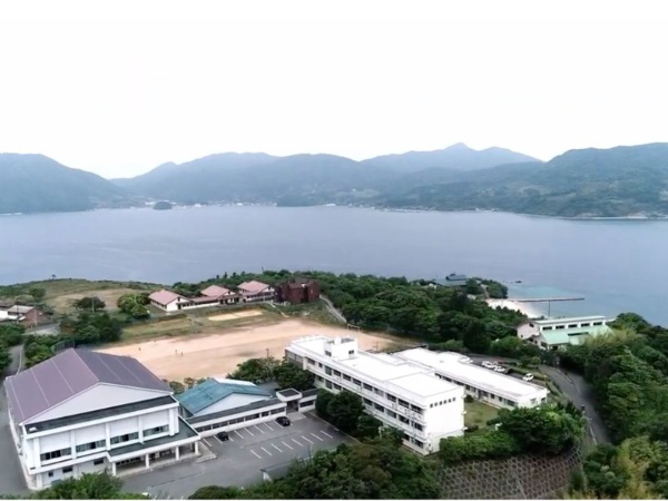 全国から生徒を募集する「島留学」制度のある島根県立隠岐島前高校