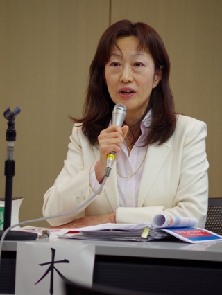 安西法律事務所に所属する弁護士の木村恵子さん