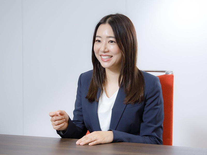 東島威史:日経xwoman