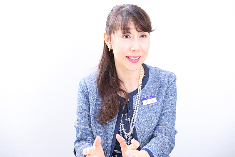 商談の場で女性差別 百貨店の婦人服バイヤーが「吹っ切れた